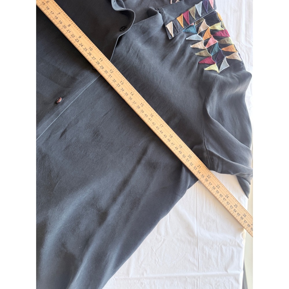 Blue Ice Vintage 100% Silk Black Button Up Blouse Embroidered Triangles Size L - Picture 5 of 7